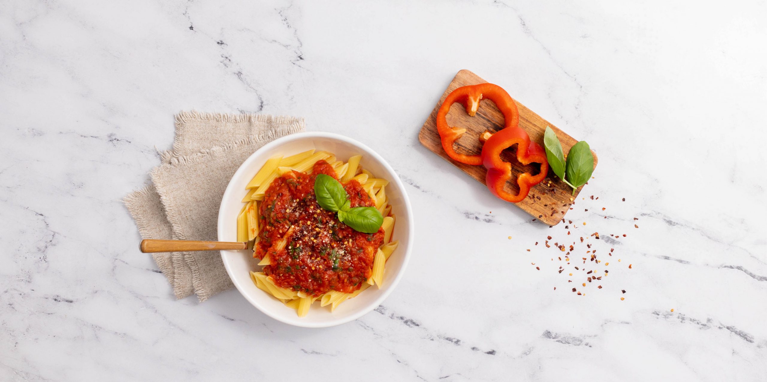 Penne aux Piments et aux Tomates Rôtis